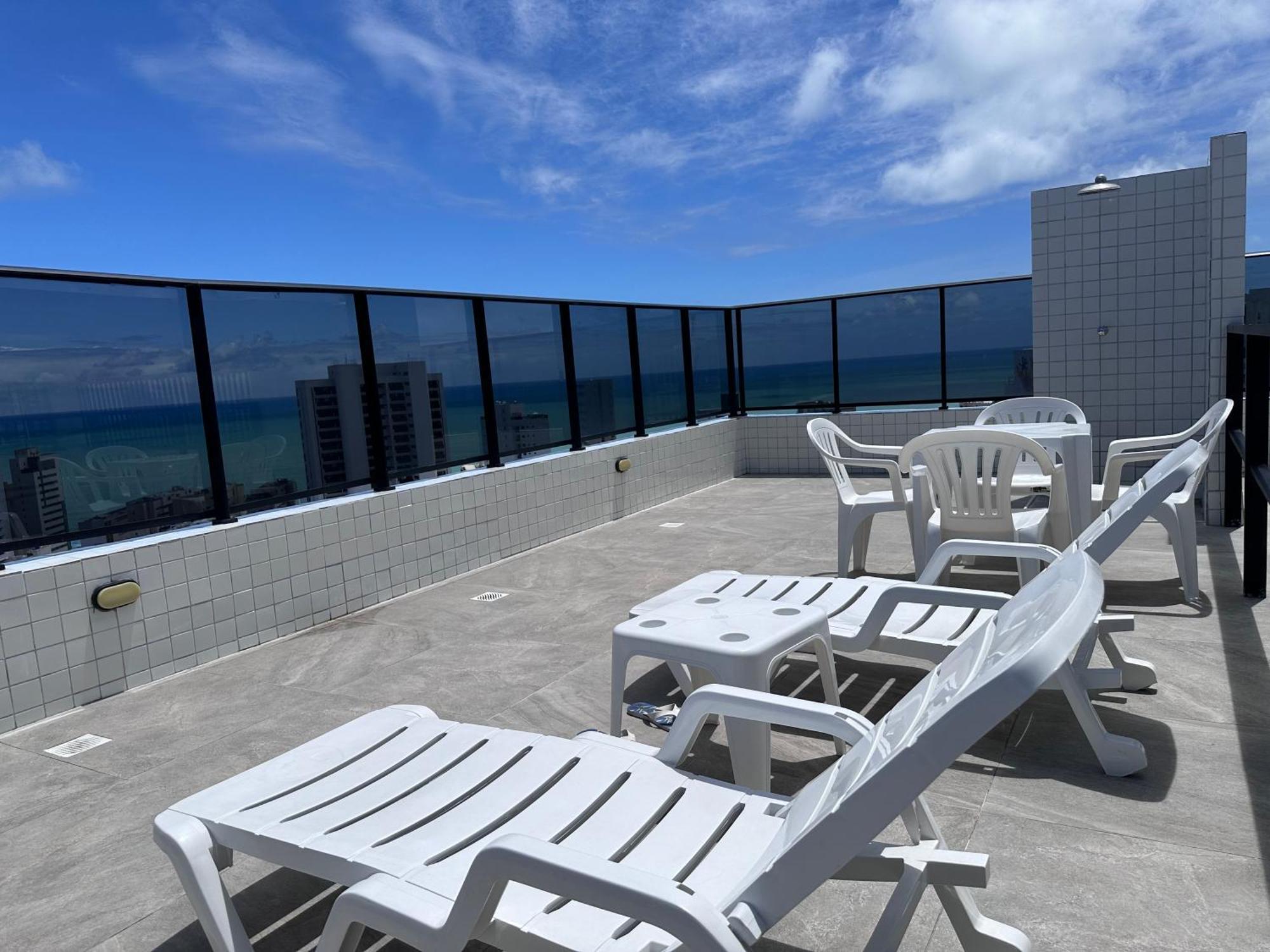 Flat 4 Pessoas Em Boa Viagem Com Piscina, Wifi 500mbps, Localizado A 350 Metros Da Apartamento