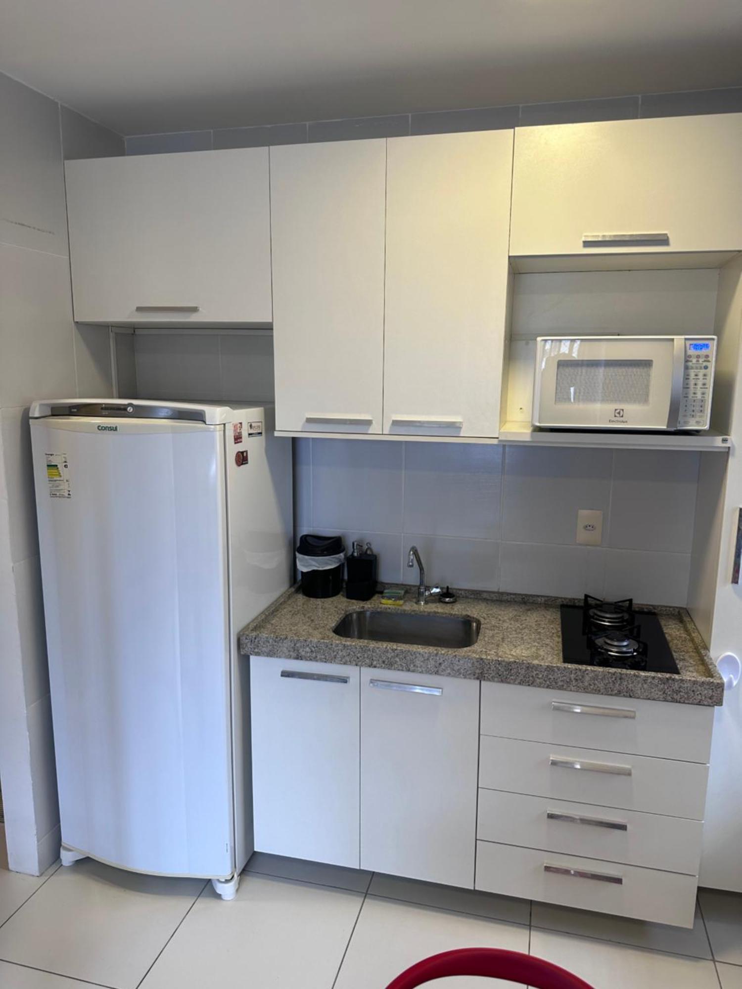 Apartamento Flat 4 Pessoas Em Boa Viagem Com Piscina, Wifi 500mbps, Localizado A 350 Metros Da Recife